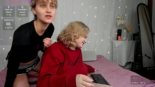 soft_sofi_ from StripChat is Freechat