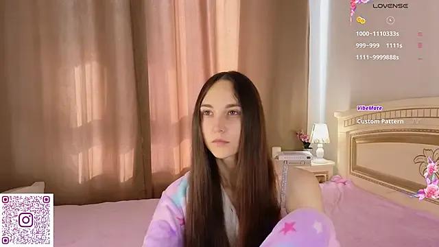 SoftieDream from StripChat is Freechat