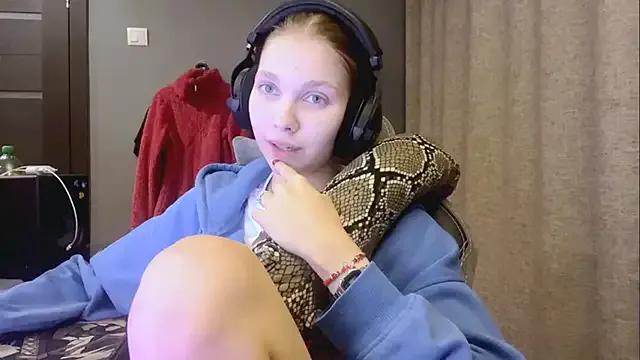 Checkout girls naked models with similar nickname. Cute sexy Free Models.