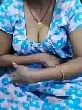 Soniya-shai from StripChat is Freechat