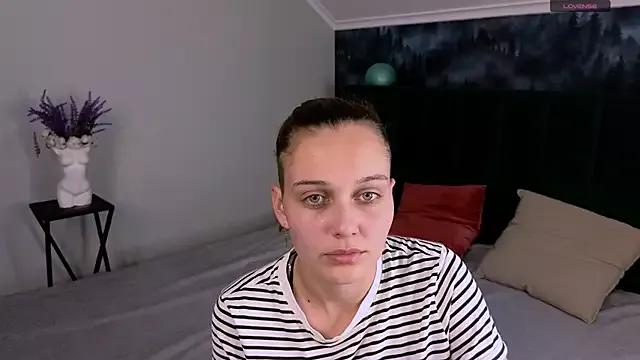 Sonya_Bladee from StripChat is Freechat