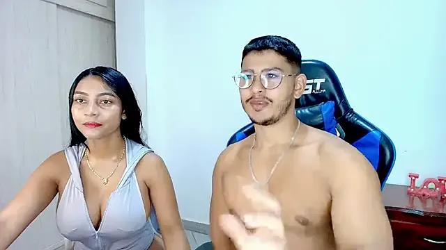 sophia_and_alex from StripChat is Freechat