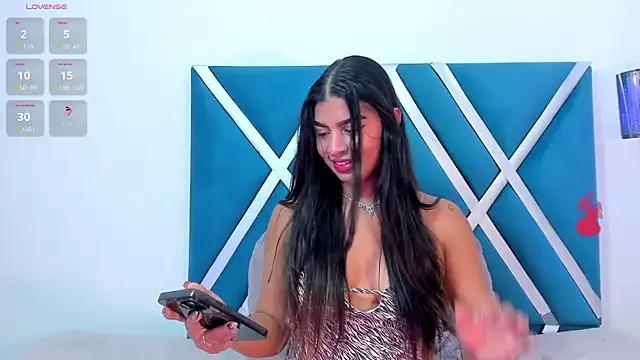 SophiaSalazar_ from StripChat is Freechat