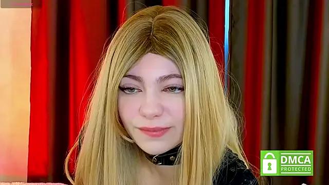 sophiaxoxo from StripChat is Freechat