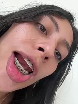 Sophie__Foxxx from StripChat is Freechat