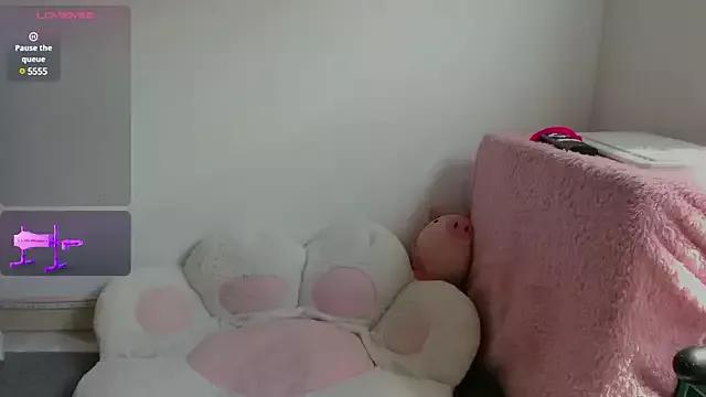 Sophie_dollsite_ from StripChat is Freechat