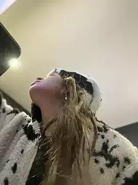 Sophie_LS from StripChat is Freechat