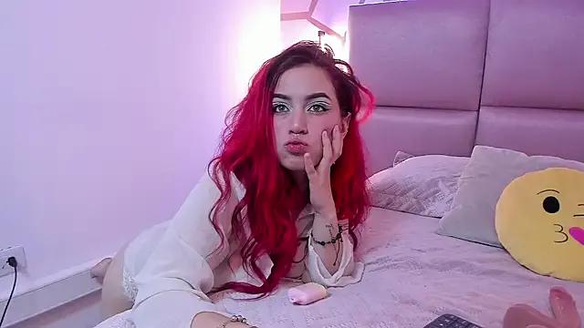 Sophie_Russell_ from StripChat is Freechat