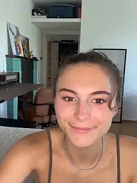 SophiiaStarr from StripChat is Freechat