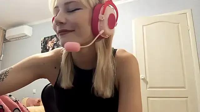 Checkout girls naked models with similar nickname. Cute sexy Free Models.