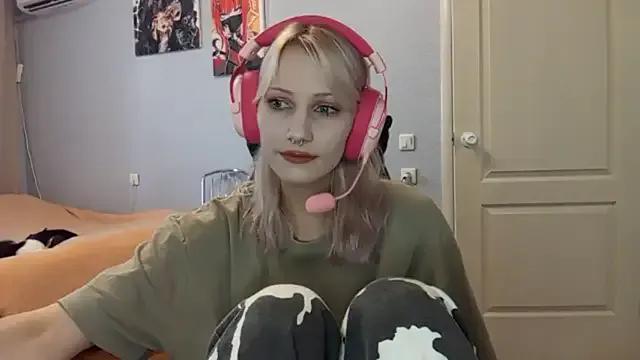 SorryMyAngel from StripChat is Freechat