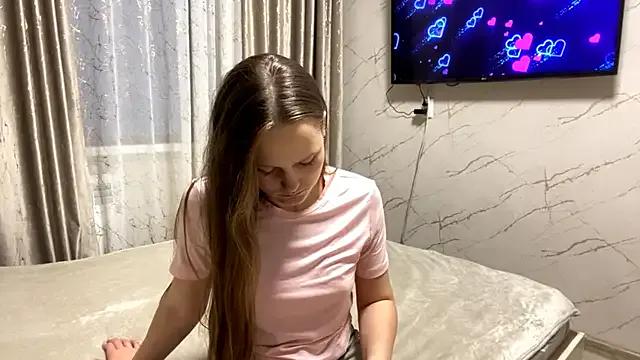 SoSweetGirl from StripChat is Freechat