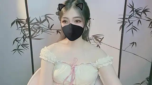 Sparkly_Candy from StripChat is Freechat