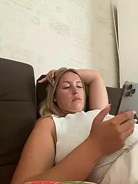 StasyWood from StripChat is Freechat