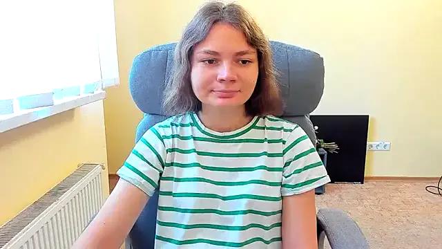 Stella-Maers from StripChat is Freechat