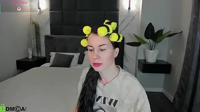 Stella_Leon from StripChat is Freechat