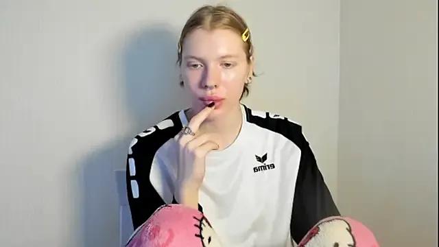 Checkout girls naked models with similar nickname. Cute sexy Free Models.