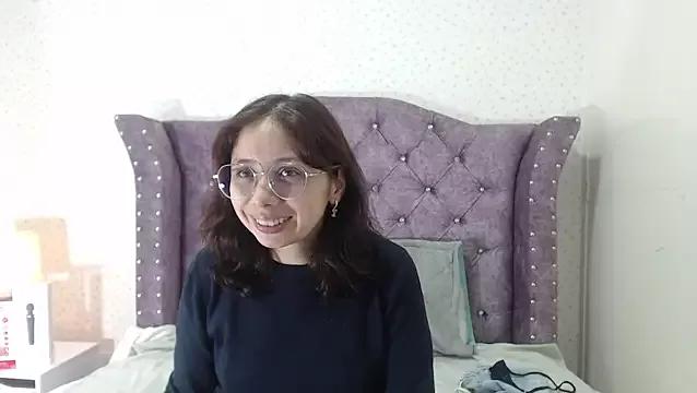 Stephanie_Sun from StripChat is Freechat