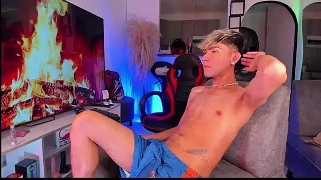 Steven_baby69 from StripChat is Freechat