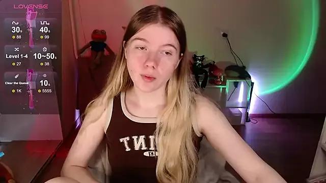 Checkout girls naked models with similar nickname. Cute sexy Free Models.