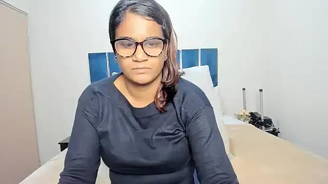 Strawberry_Lips from StripChat is Freechat