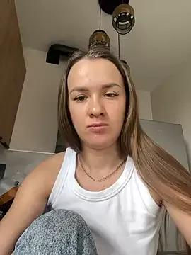 Strip-Lady from StripChat is Freechat