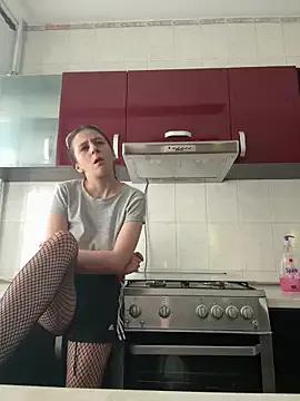 SugarBabyIvy from StripChat is Freechat