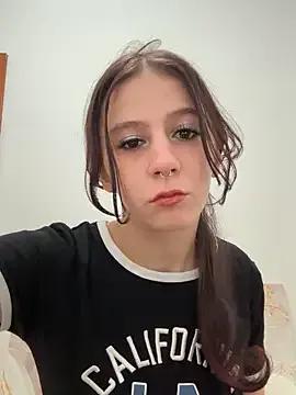 SugarBabyIvy from StripChat is Freechat