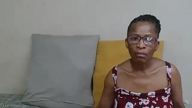 SugarPoppy24xxx from StripChat is Freechat
