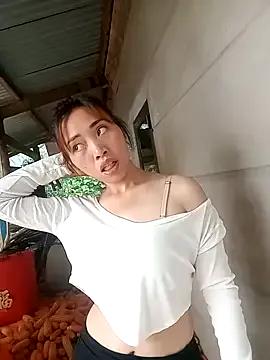 sulove_xx from StripChat is Freechat