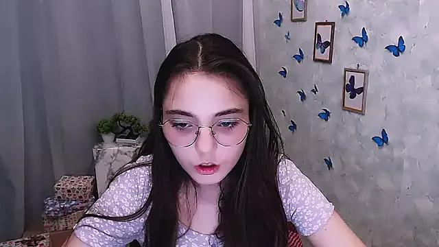 Sun_Shine__ from StripChat is Freechat