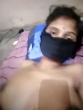Suneeta_Love from StripChat is Freechat