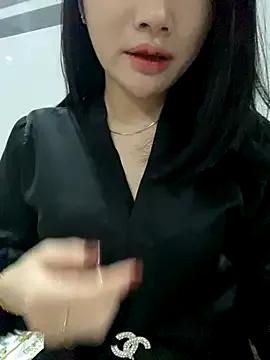 Sunny_babyy from StripChat is Freechat