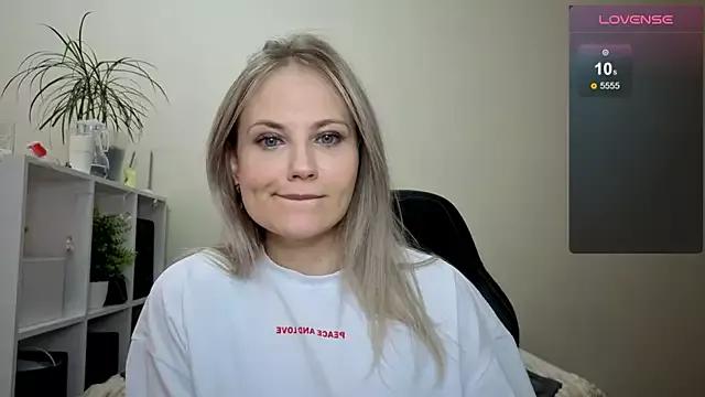 Sunny_bunny6 from StripChat is Freechat
