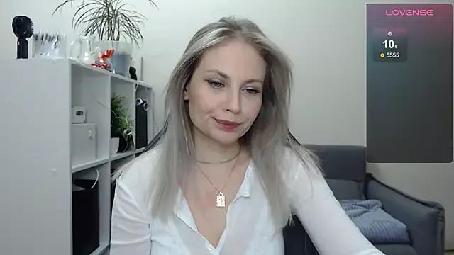 Sunny_bunny6 from StripChat