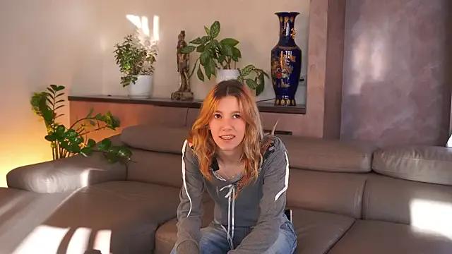 SunnyBuchtel from StripChat is Freechat