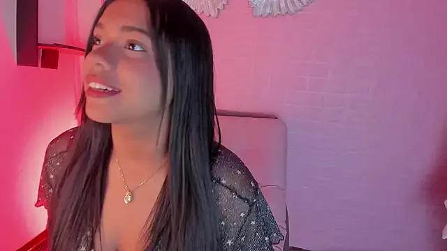 Sunset_mia from StripChat is Freechat