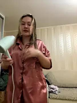 SunshineEmma from StripChat is Freechat