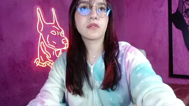 Sunshinegirl__ from StripChat