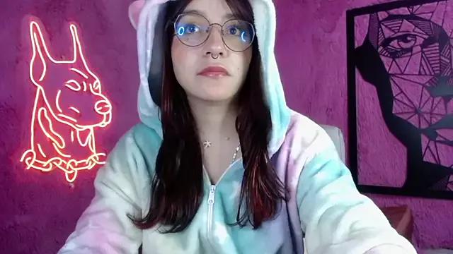Sunshinegirl__ from StripChat