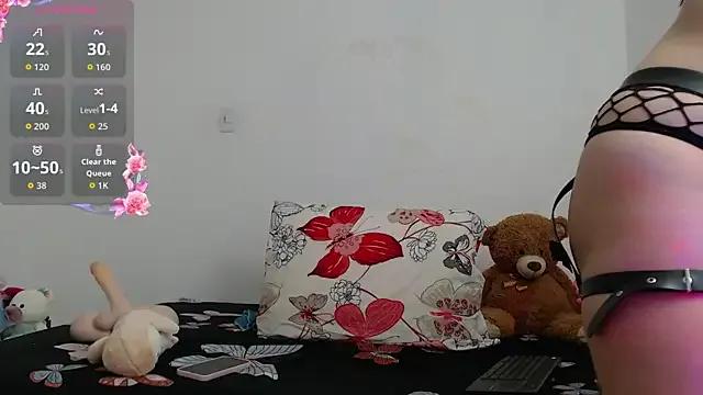 sussana-naughty66 from StripChat is Freechat