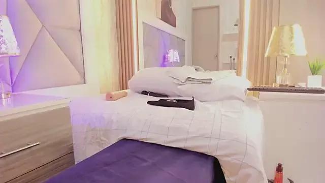 SussyRoss from StripChat is Freechat