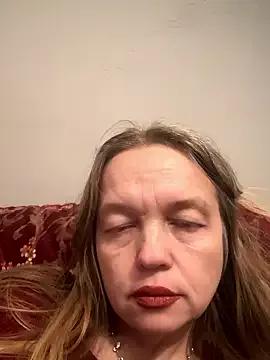 Suzanele from StripChat is Freechat