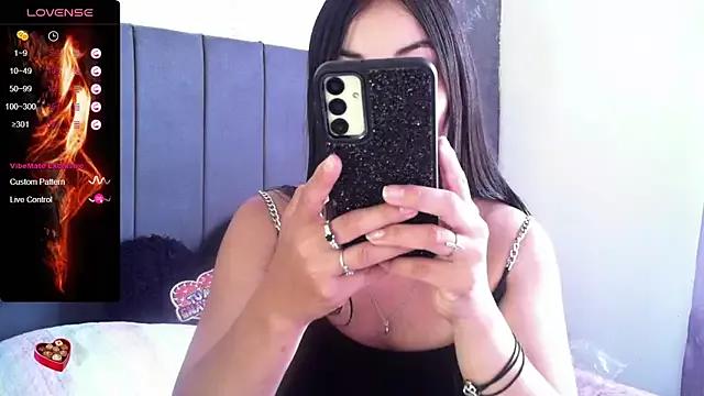 Sweet-Angie from StripChat