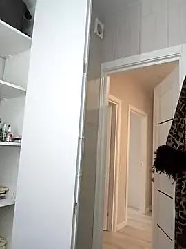 Sweet-PussyLips from StripChat
