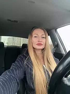 Sweet-PussyLips from StripChat