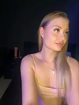 Sweet__Milly from StripChat