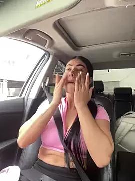 Sweet_and_caramel from StripChat is Freechat