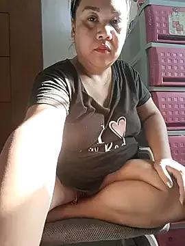 Sweet_asian_kylie from StripChat