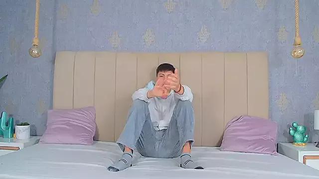 sweet_paradisew from StripChat is Freechat
